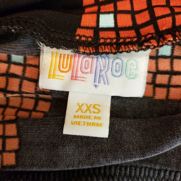 LulaRoe geometric print skirt size xxs - Picture 3 of 7